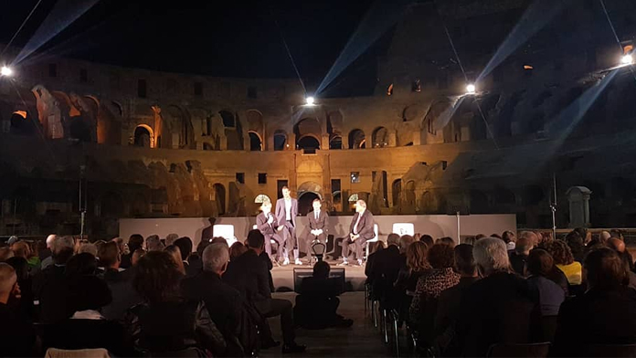 Francesco Totti al colosseo