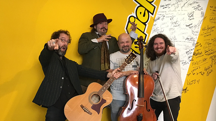 I NYLON live a What's Up