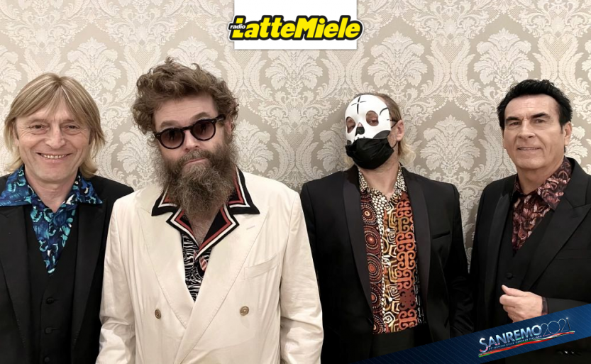 Sanremo 2021: Extraliscio e Davide Toffolo cantano "Bianca luce nera"