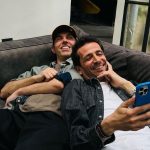 Foto degli Zero Assoluto su un divano