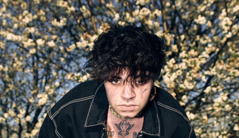 Foto di Don Said in primo piano