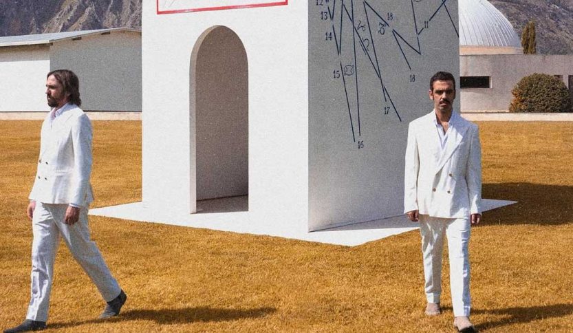 La copertina dell'album di Colapesce Dimartino "Lux Eterna Beach"