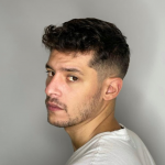 Giovari in uno shooting