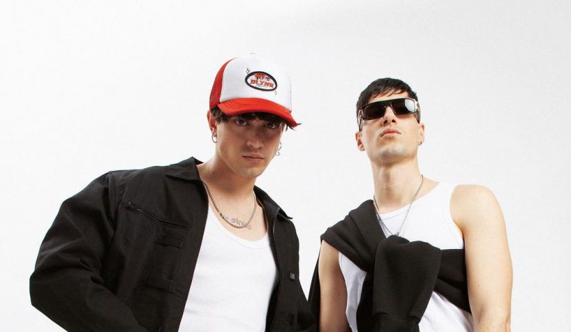 Bro Berri con sfondo bianco