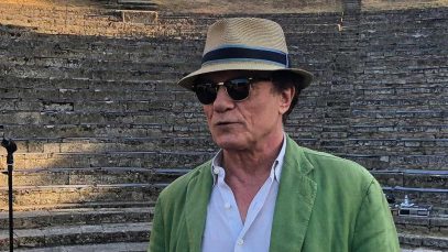 Massimo Ranieri alle prove di un concerto