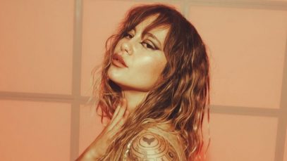 Enula nel videoclip di "Big Bang"