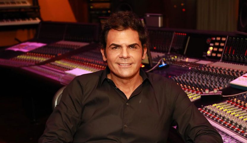 Sergio Cerruti in uno studio di registrazione