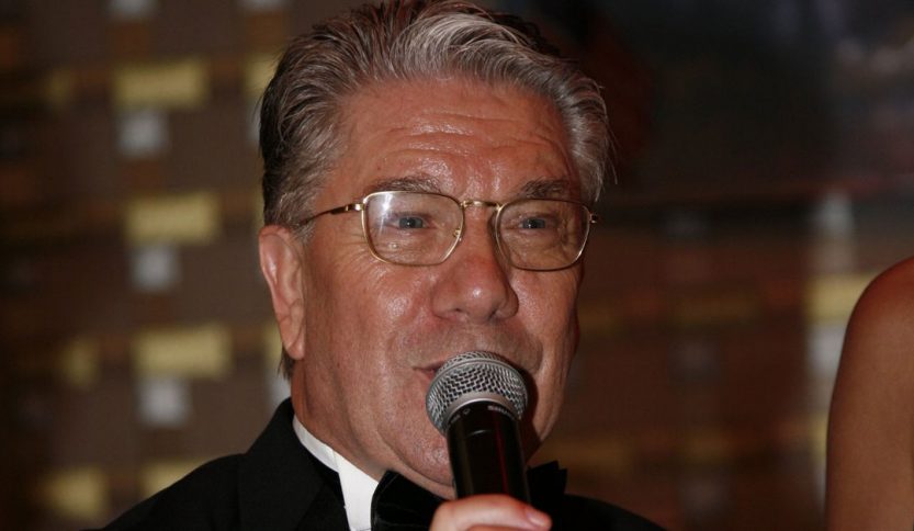 Tony Di Piazza durante un discorso