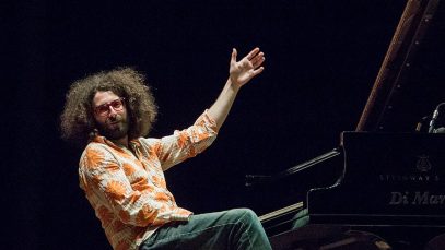 Fabrizio Mocata al pianoforte