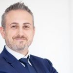 Manuel Tricomi con sfondo bianco