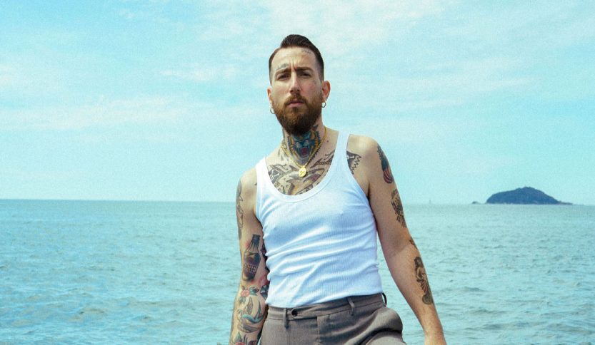 Samuel Costa in mezzo al mare