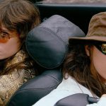 Vale LP e Lil Jolie su una macchina