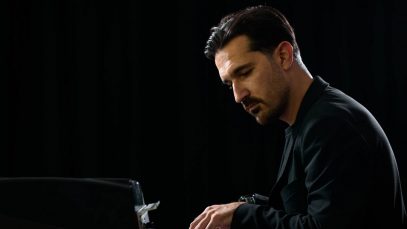 Nicolò Martire al pianoforte