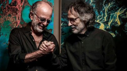 PFM si stringono le mani