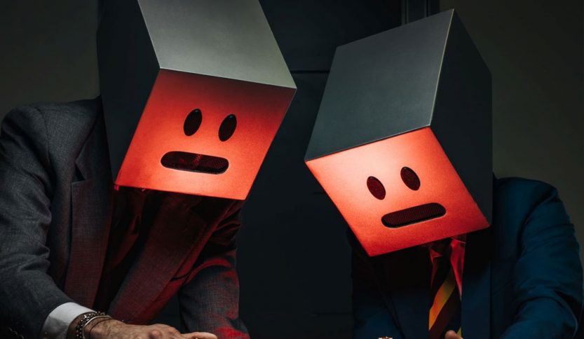 Legno con faccia rossa