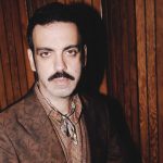 colapesce con dietro del legno