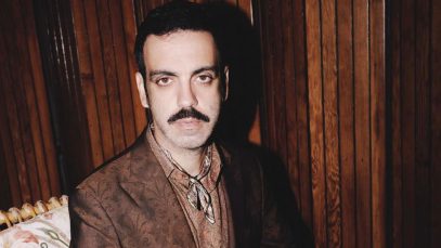 colapesce con dietro del legno