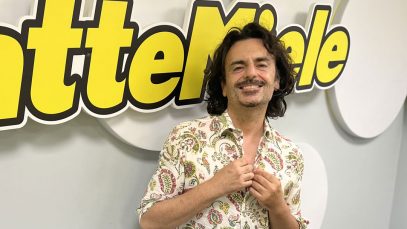 Davide De Marinis negli studi di Radio LatteMiele
