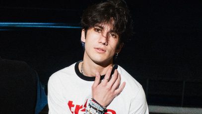 Jacopo Sol con sfondo nero