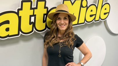 Simona Bencini negli studi di Radio LatteMiele,
