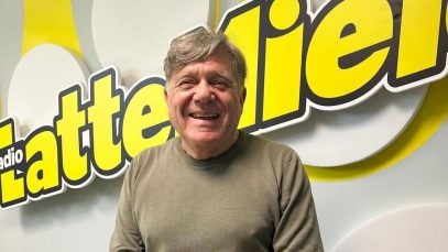Beppe Carletti negli studi di Radio LatteMiele
