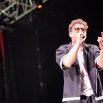 Willie Peyote durante un concerto