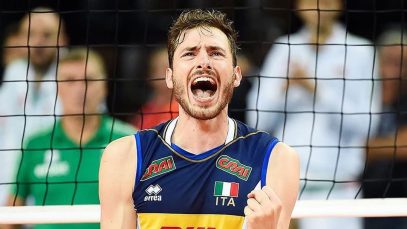 Matteo Piano esulta in campo