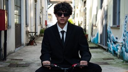 Niveo su una bicicletta