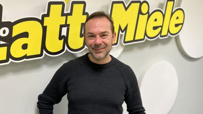 Max Di Benedetto negli studi di Radio LatteMiele