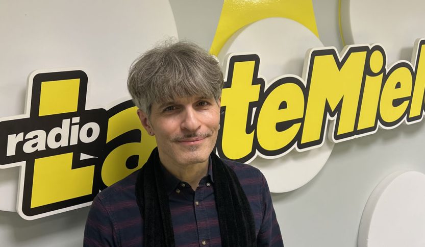 Alessandro Gaetano negli studi di Radio LatteMiele