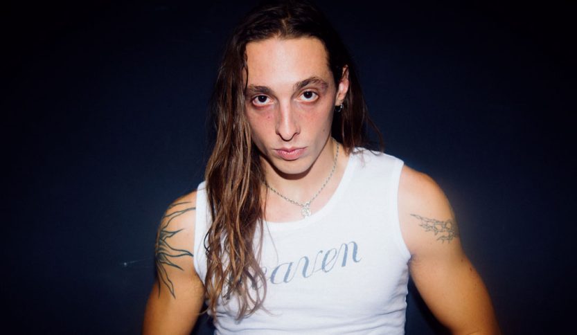 Karakaz con sfondo blu