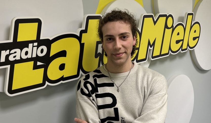 Francesco Di Fiore negli studi di Radio LatteMiele