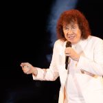 Riccardo Cocciante durante un live