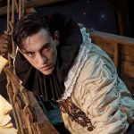 Michele Bravi su una nave