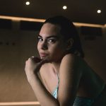 El Ma in una piscina