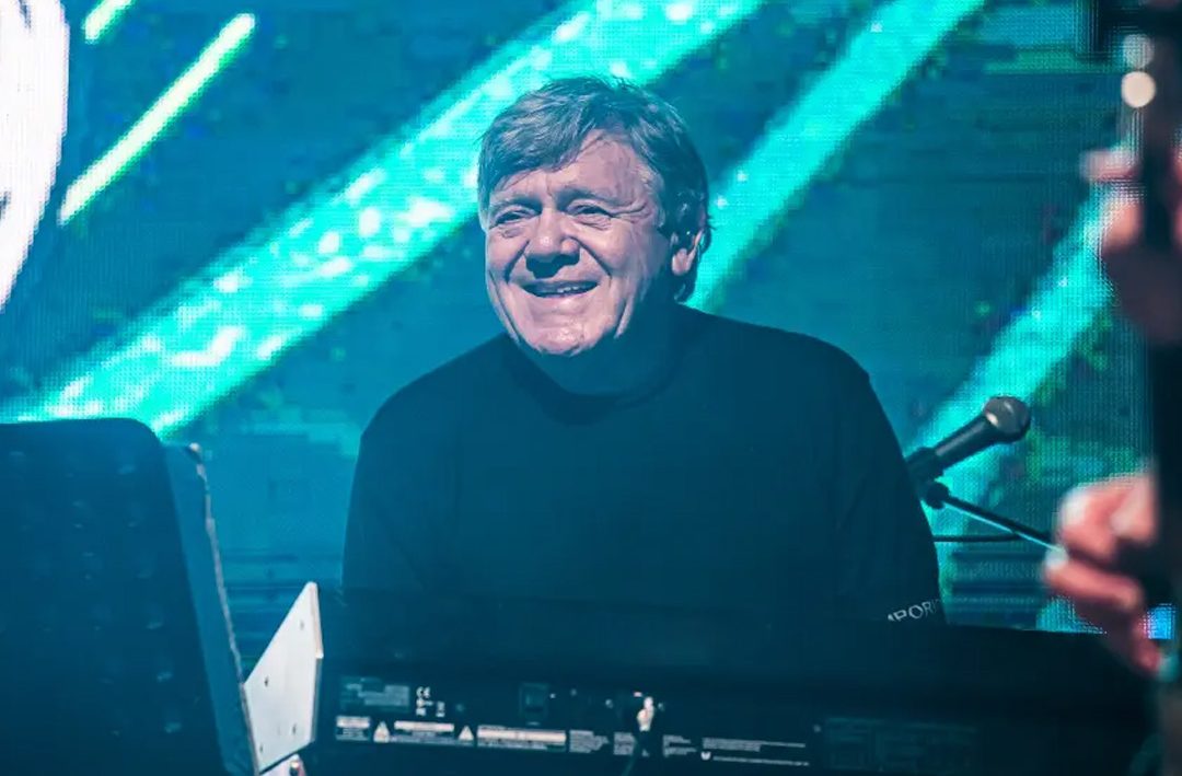 Foto di Beppe Carletti durante un concerto