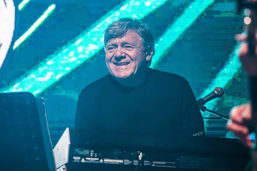 Foto di Beppe Carletti durante un concerto