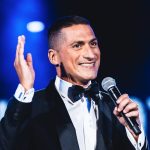 Foto di Keith De Micoli sul palco di Una notte con le stelle 2025